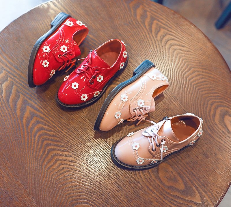 Little White Flower Leather Shoe for Girls - Image 3